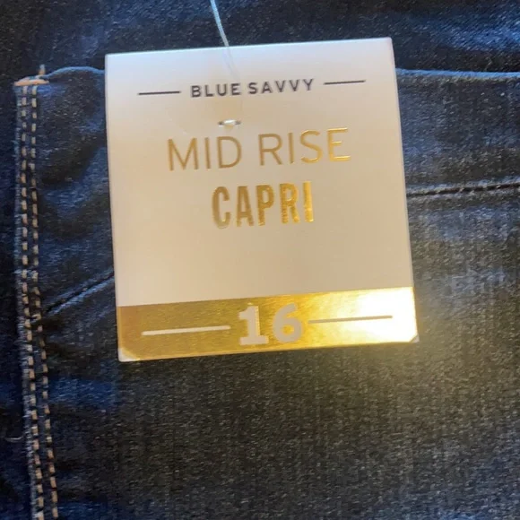 Blue Jean capris - Picture 6 of 8